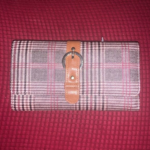 Plaid Wallet with RFID Protection - Picture 2 of 4